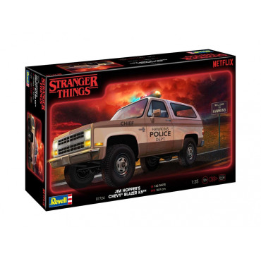 KIT PARA MONTAR REVELL STRANGER THINGS JIM HOPPER'S CHEVROLET BLAZER K5 1985 1/25 162 PEÇAS REV 07724